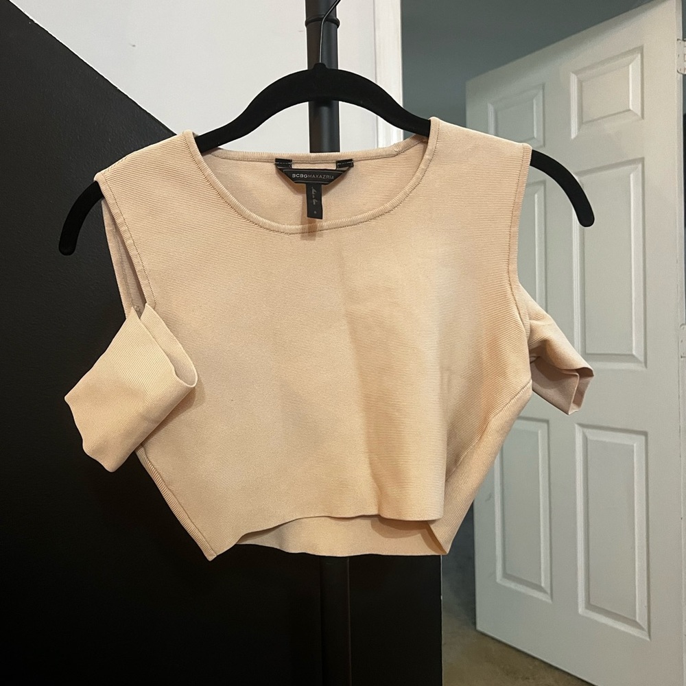 Nude Cropped Off the Shoulder